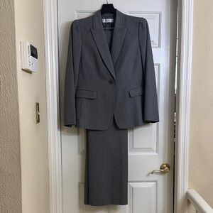Women’s Tahari Pinstripe 2pc Suit